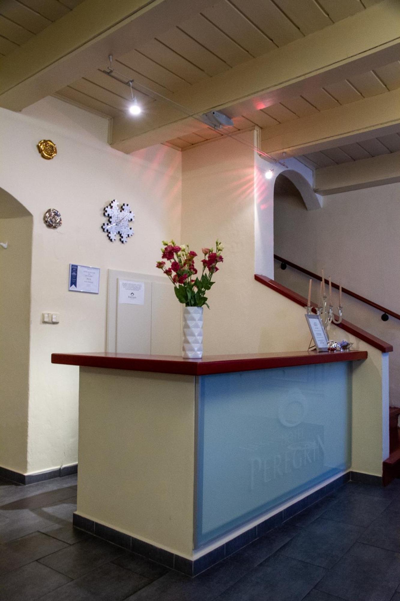 Hotel Peregrin Чешки Крумлов Екстериор снимка
