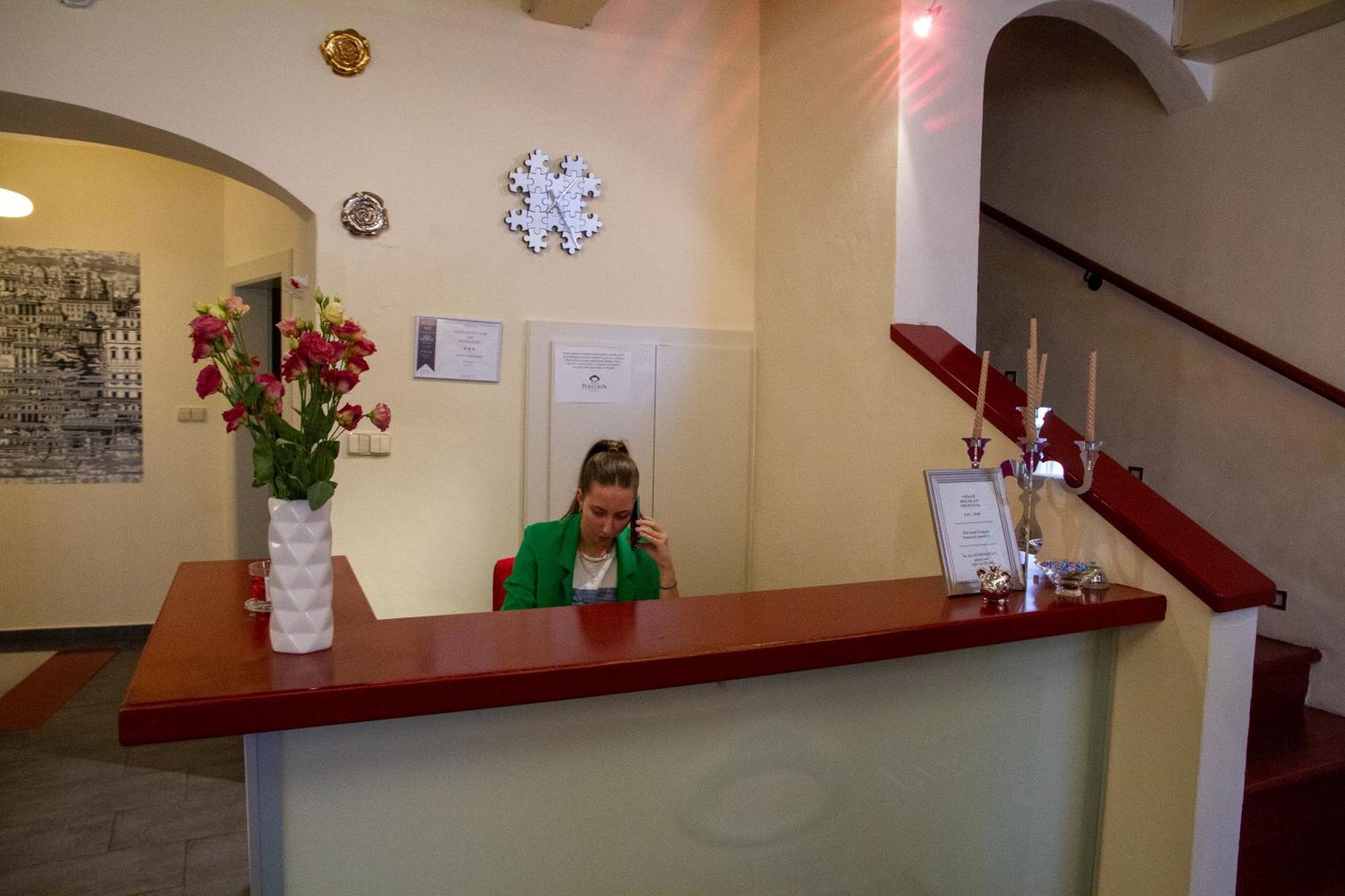Hotel Peregrin Чешки Крумлов Екстериор снимка