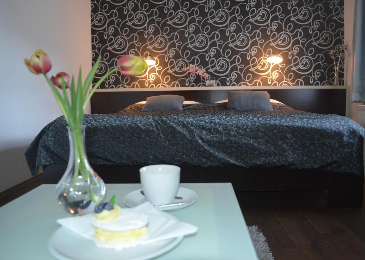 Hotel Peregrin Чешки Крумлов Екстериор снимка